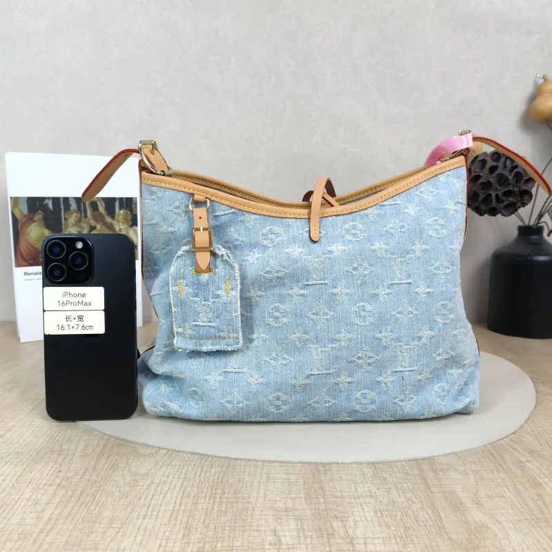 Louis Vuitton Crossbody Bag Carryall Blue Small29 × 12 × 24 cm — cover view 3 of 5