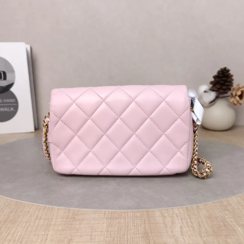 Chanel Crossbody Bag Woven Shoulder Strap Editioncf mini Pink Lambskin mini20 × 6 × 12 cm — cover view 2 of 5