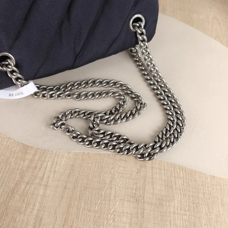 BALENCIAGA Shoulder Bag CRUSH Chain Bag Black Medium 30 × 13 × 20 cm — detail view 5 of 11