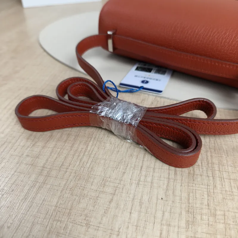 Hermès Crossbody Bag Constance 19 Silver-Tone Hardware36 Red Lambskinmini18 × 4 × 15 cm — detail view 13 of 13