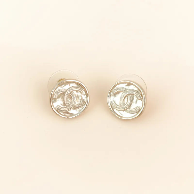 Chanel Earrings Gold One Size