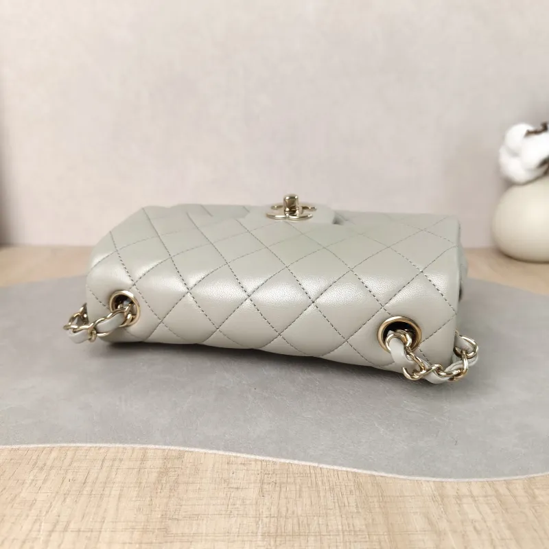 Chanel Crossbody Bag Classic Flap Large Mini CF Mini Green Lambskin mini 20 × 6 × 12 cm — detail view 13 of 13
