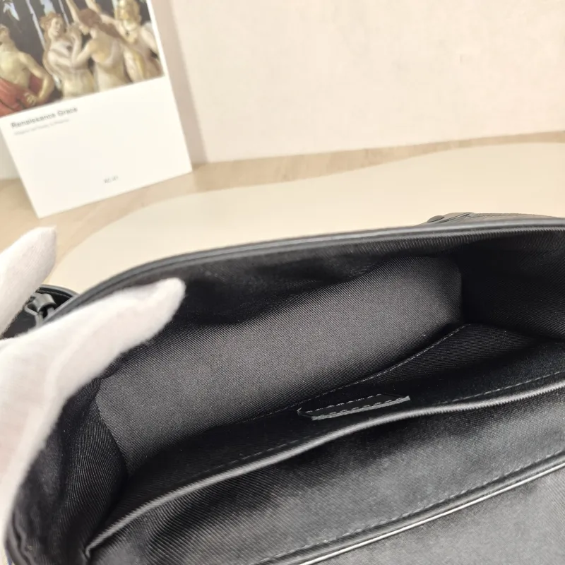 Louis Vuitton Crossbody Bag Soul Trunk Box Monogram PVC One Size 19 × 7 × 15 cm — detail view 8 of 11