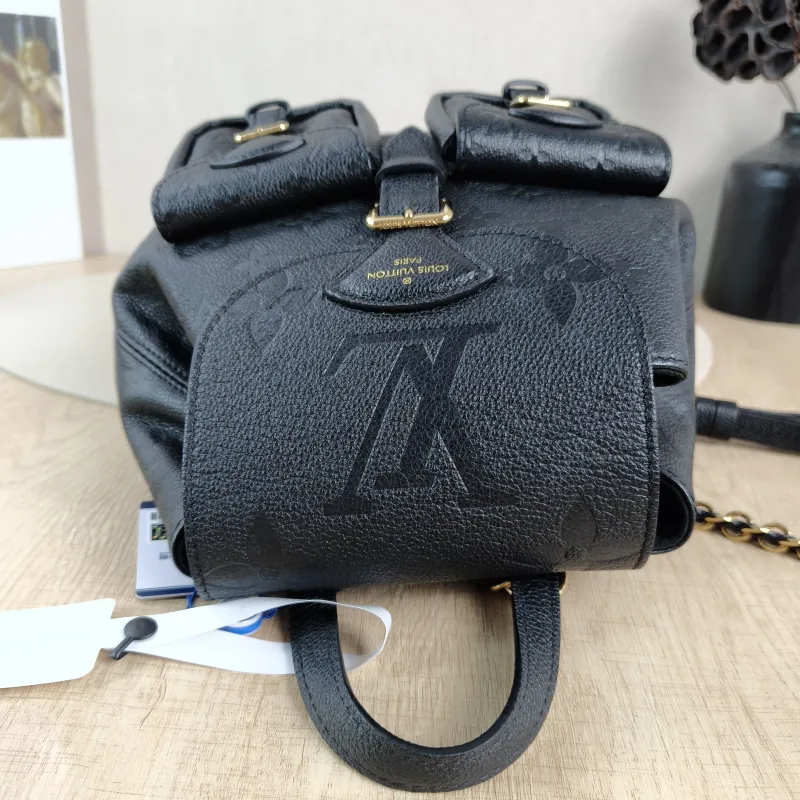Louis Vuitton Backpack Backup Backpack Black Calfskin One Size20 × 14 × 22 cm — detail view 6 of 13