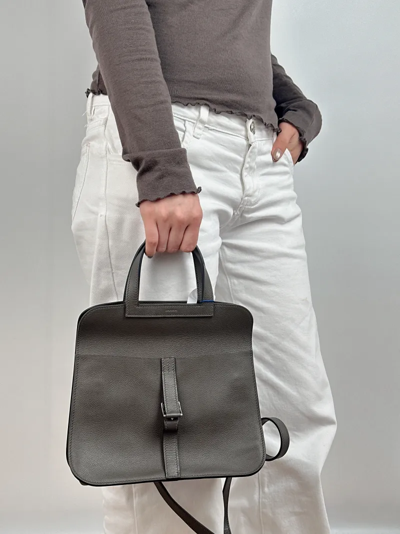 Hermès Shoulder Bag Halzan 25 C6 Green Evercolor Calfskin Small 25 × 8 × 17 cm Y — on-model view 2 of 2
