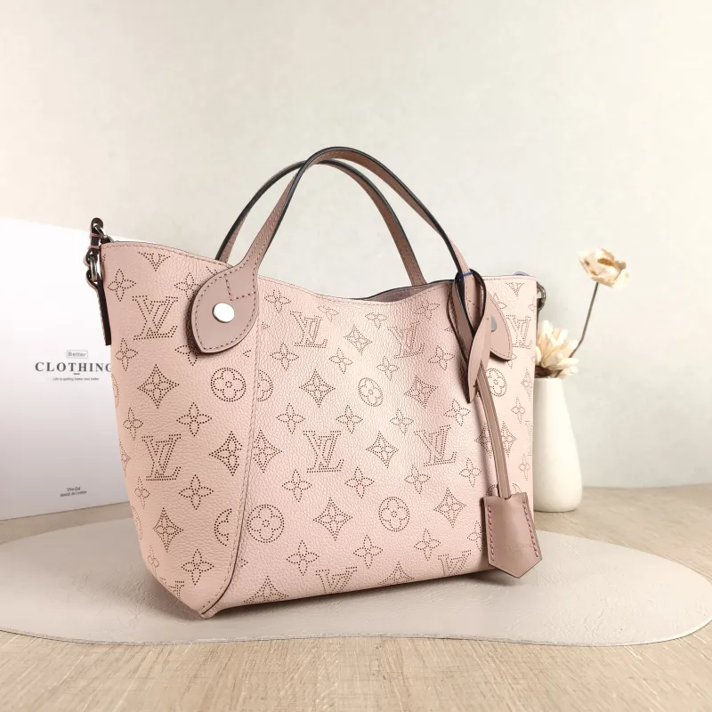 Louis Vuitton Shoulder Bag Hina Pink Calfskin Small 23 × 13 × 21 cm — cover view 4 of 5