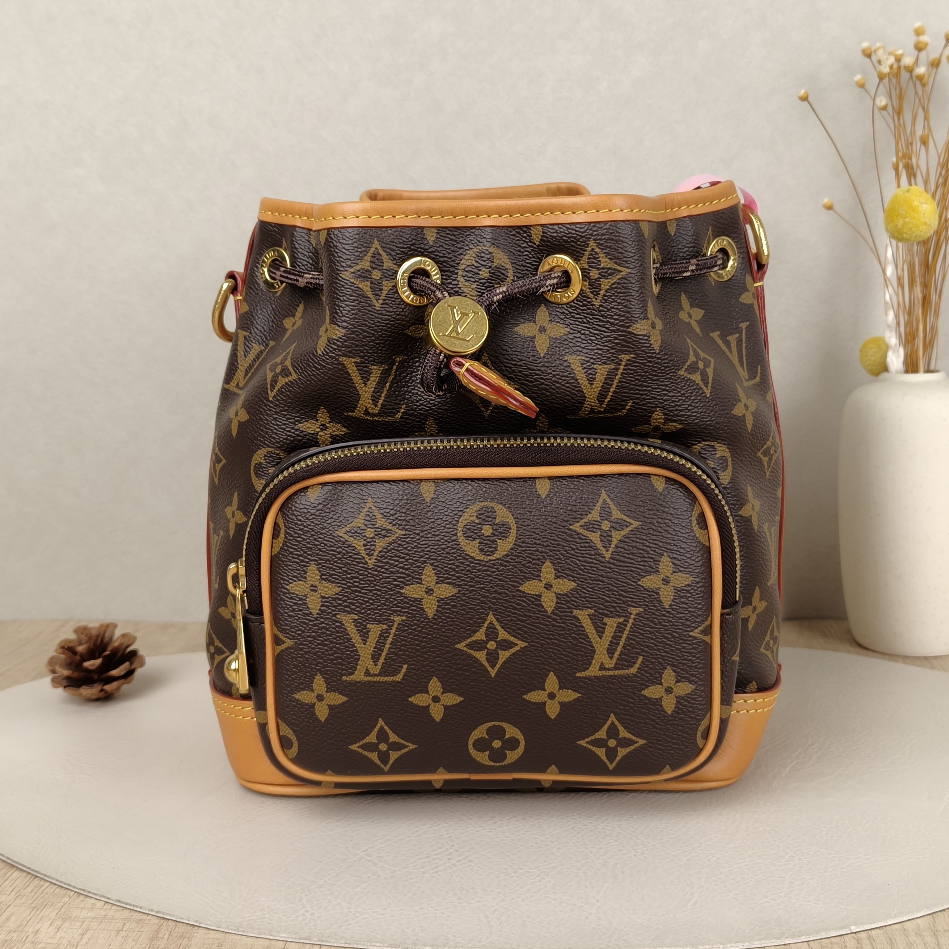 Louis Vuitton Crossbody Bag NOÉ CARGO Bucket Bag Monogram PVC Small22 × 16 × 24 cm