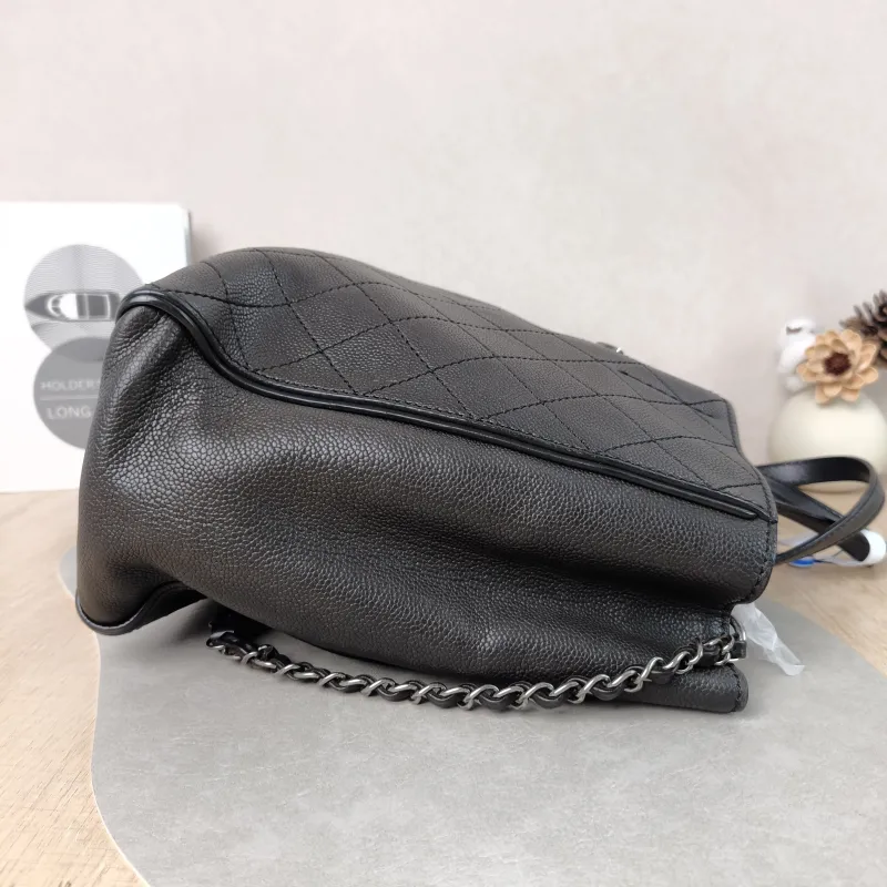 Chanel Shoulder Bag Tote Bag Black Grained Calfskin 33 × 14 × 26 cm — detail view 12 of 14