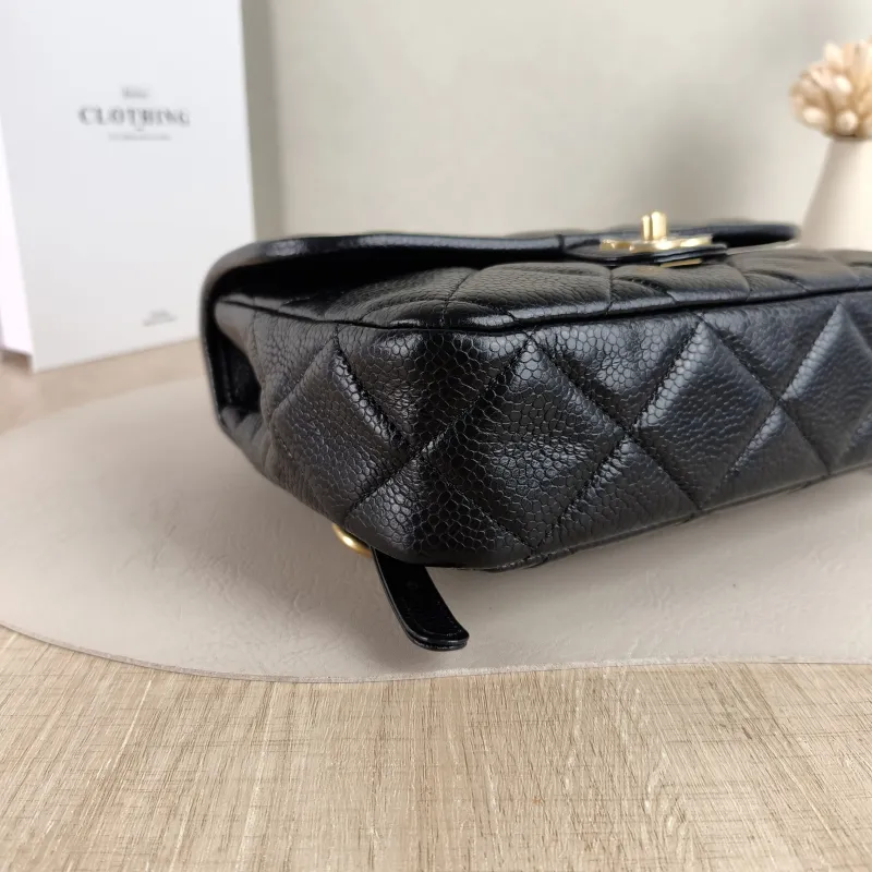 Chanel Backpack Backpack Black Grained Calfskin 24 × 6 × 17 cm — detail view 11 of 12