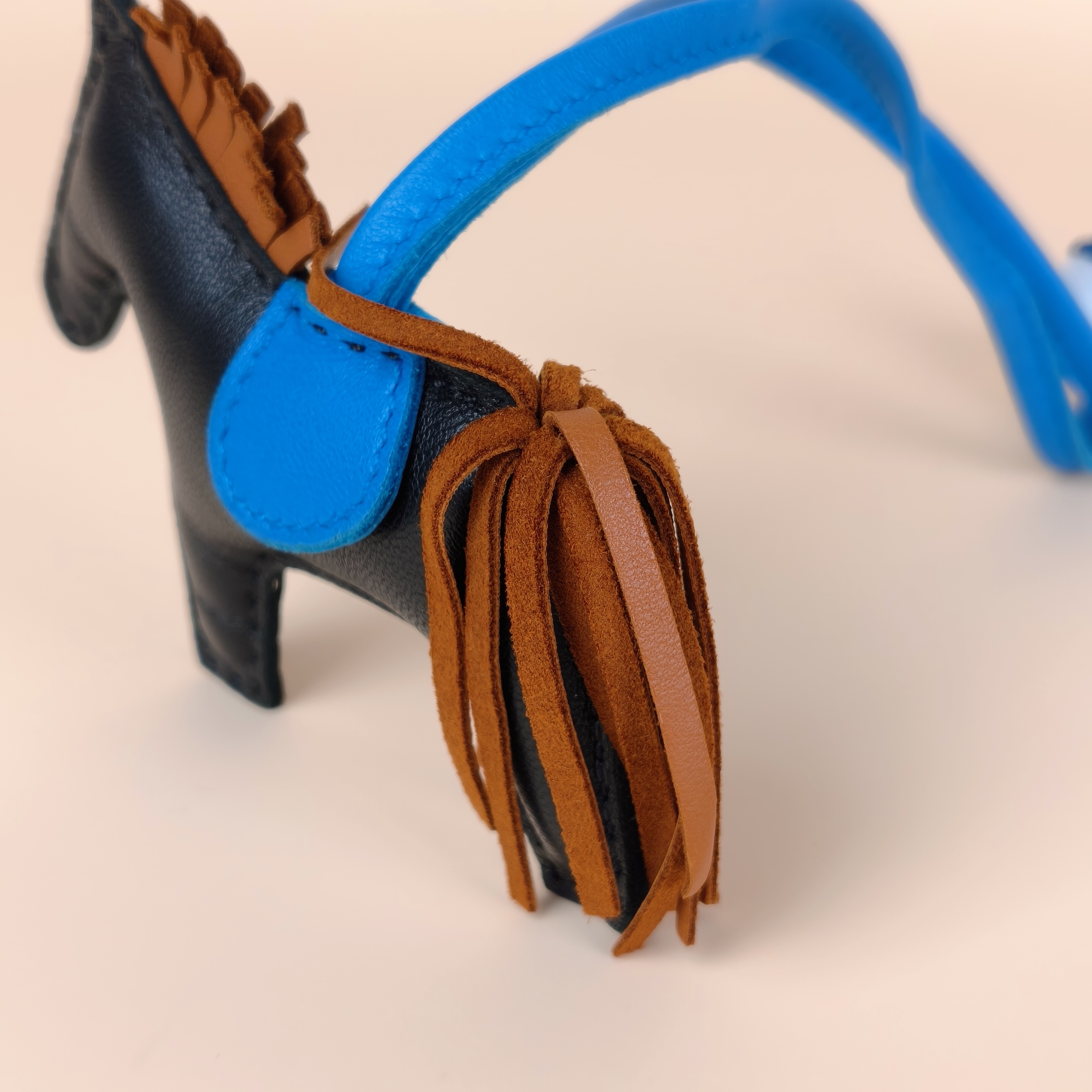 Hermès Charm Charm Colorblock One Size — cover view 5 of 8