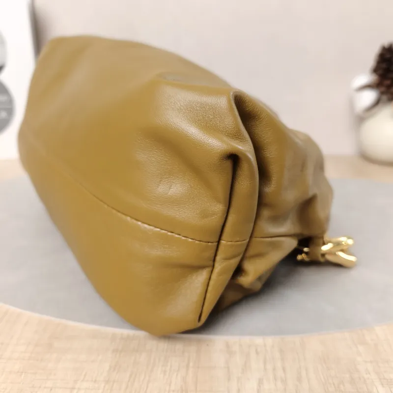 Bottega Veneta Shoulder Bag The Chain Pouch Yellow Calfskin One Size30 × 9 × 15 cm — detail view 2 of 14