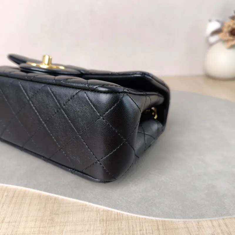 Chanel Crossbody Bag 25b c mini Black Lambskin mini 20 × 6 × 12 cm — detail view 10 of 10