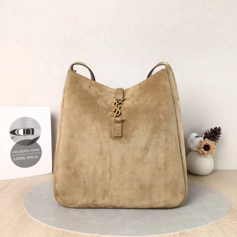 SAINT LAURENT Shoulder Bag LE 5 À 7 Hobo Suede Large30 × 13 × 31 cm