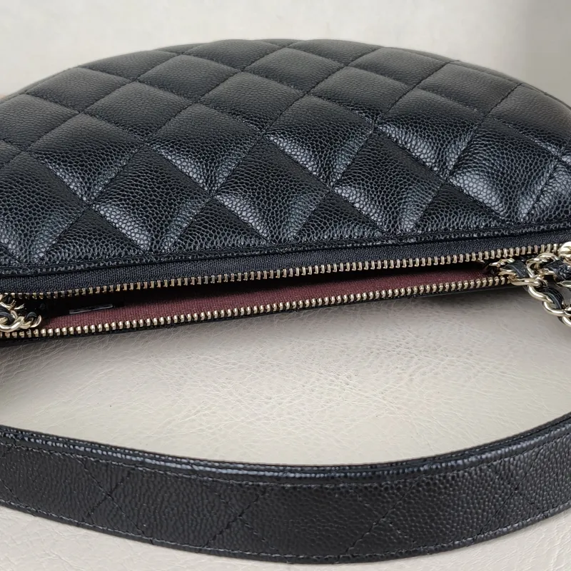 Chanel Crossbody Bag Top Handle Crossbody Bag Black Grained Calfskin 22 × 5.5 × 12 cm — detail view 12 of 12