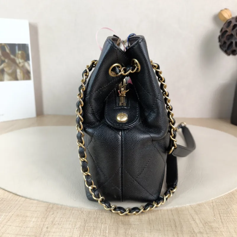 Chanel Top Handle Bag Shoulder Bag Black Grained Calfskin One Size 25 × 9 × 20 cm 29 — detail view 10 of 10