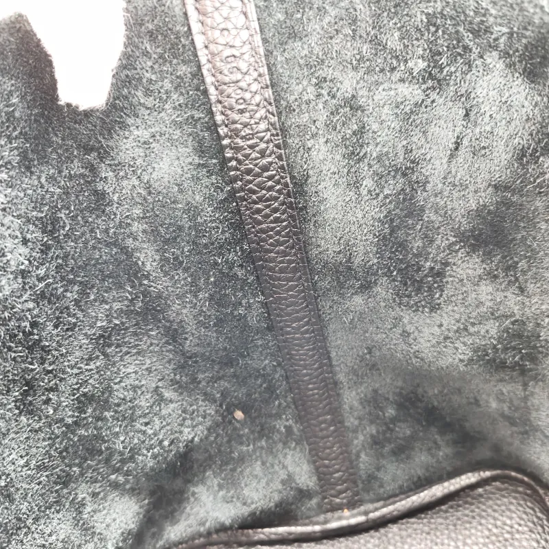 Hermès Top Handle Bag Picotin Lock 22 22 Black Taurillon Clemence TC Calfskin Medium 22 × 18 × 21 cm C — detail view 11 of 12
