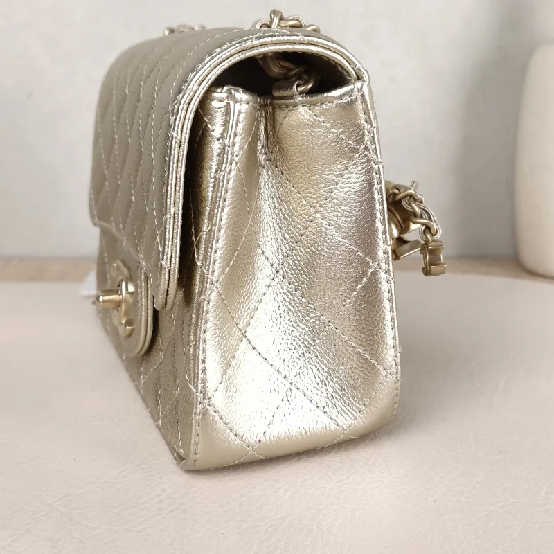 Chanel Crossbody Bag c Gold Grained Calfskin Mini 17 × 7 × 13.5 cm — detail view 14 of 15