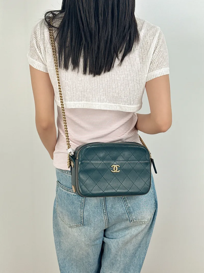 Chanel Crossbody Bag Crossbody Bag Blue Calfskin One Size23.5 × 7 × 16 cm — on-model view 2 of 3