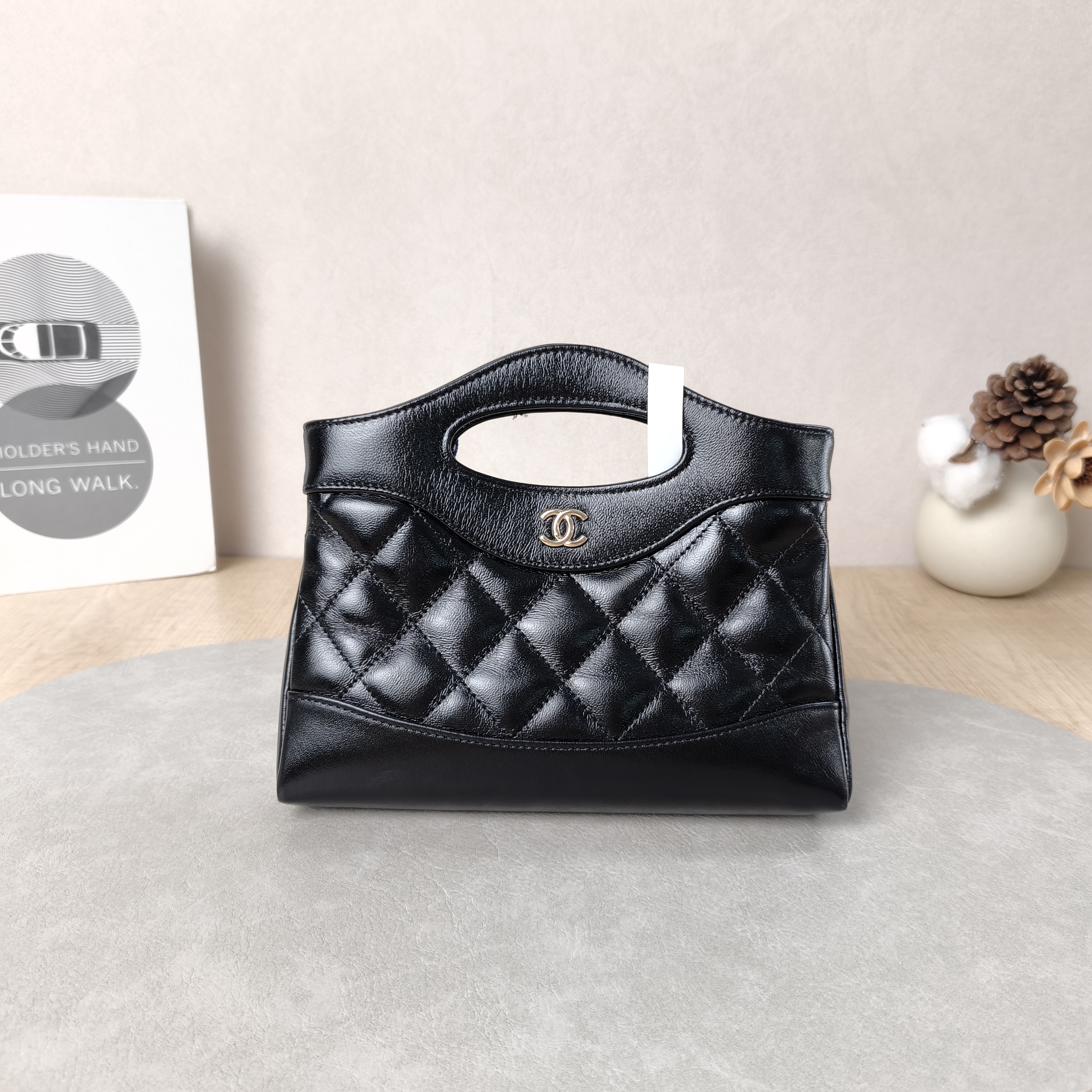 Chanel Crossbody Bag31Bag Black Waxed Leathernano20.5 × 3.5 × 17 cm