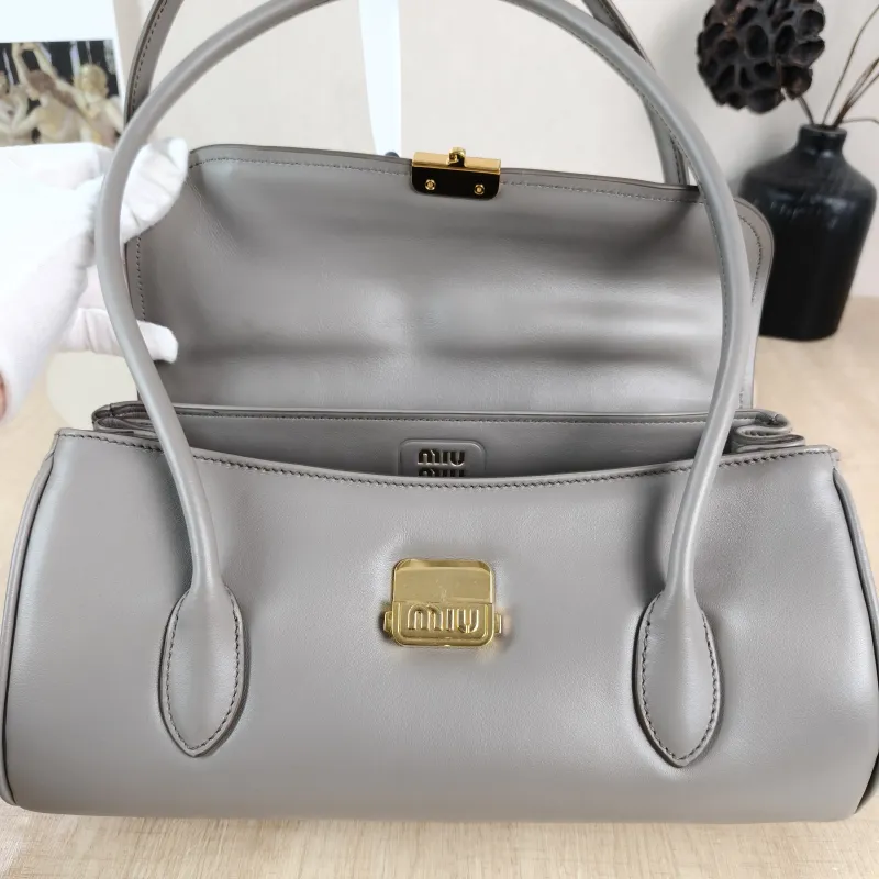 Miumiu Shoulder Bag Grey Calfskin One Size 27.5 × 10 × 14 cm — detail view 9 of 12