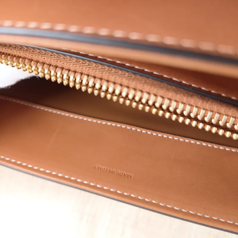 CELINE Crossbody Bag 16 Edition Caramel Calfskin Small 23 × 10 × 18 cm — detail view 8 of 12