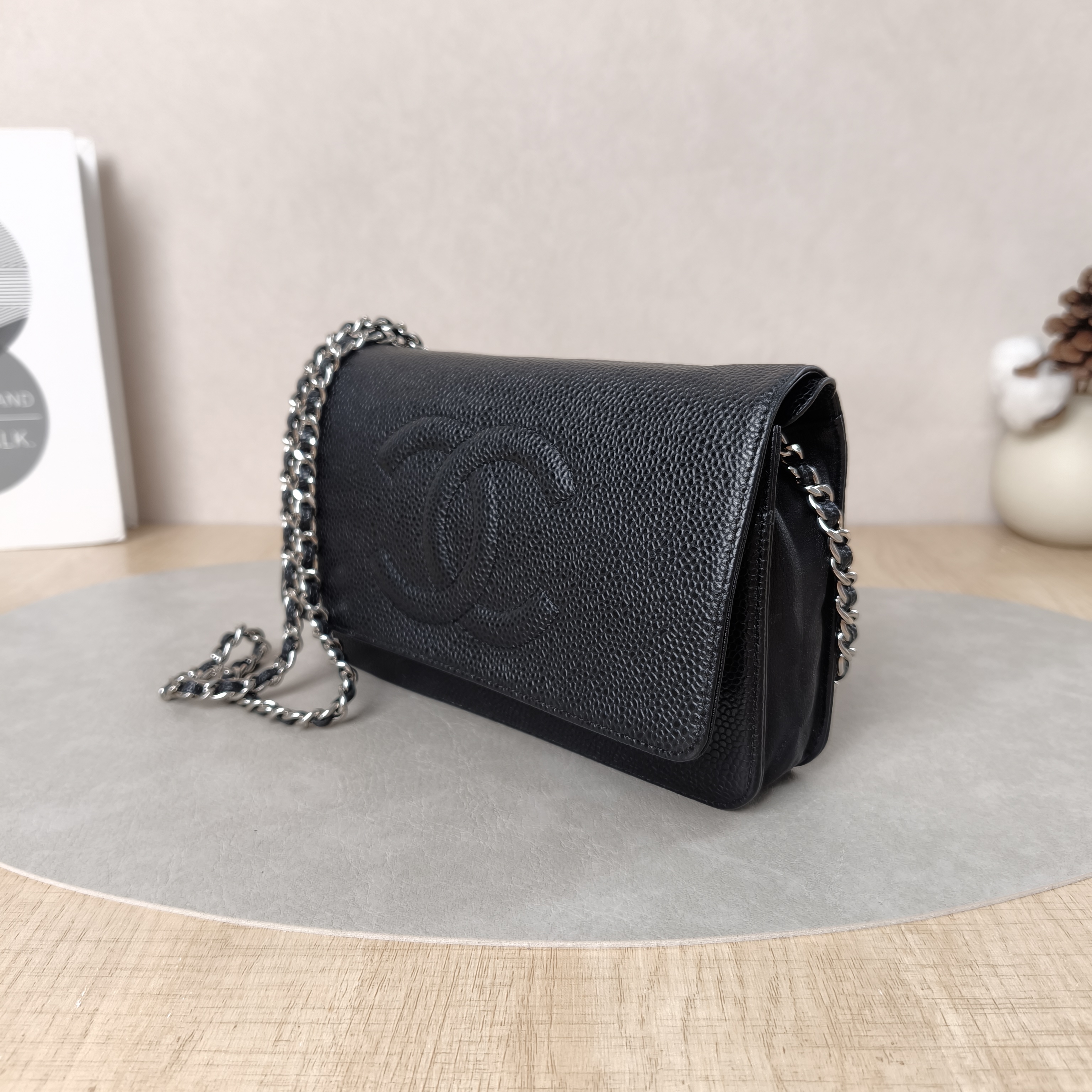 Chanel Crossbody Bag Classic Flap WOC CF WOCWOC Bag Black Calfskinmini19.2 × 3.5 × 12.3 cm — cover view 3 of 5