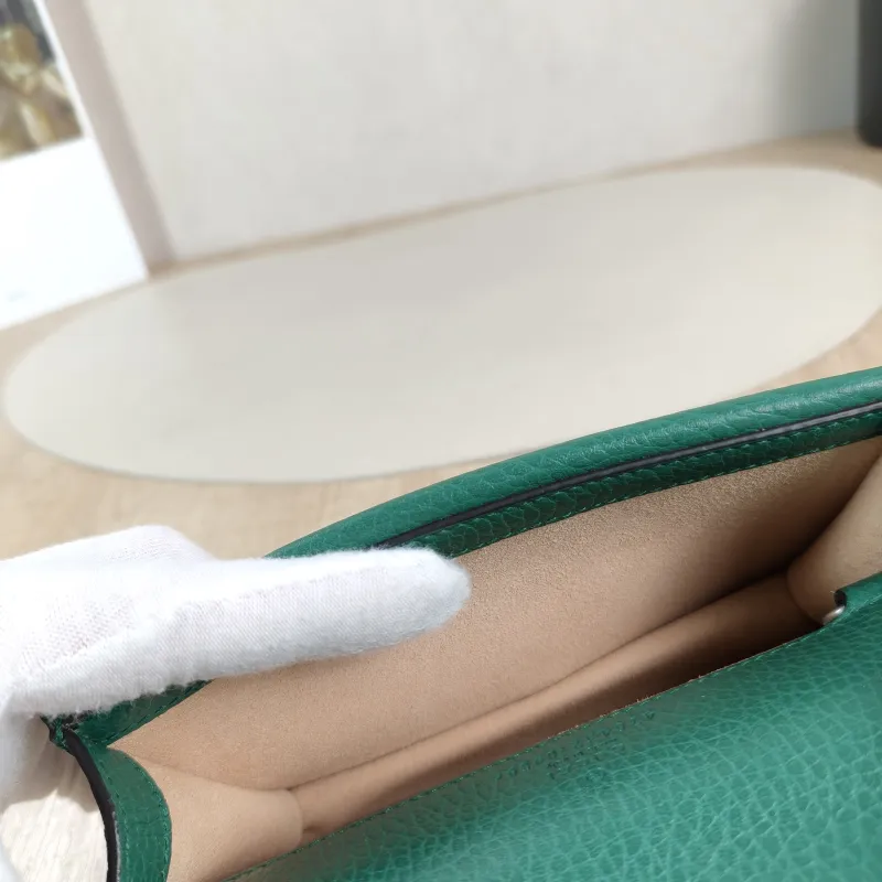 GUCCI Crossbody Bag Dionysus Green Calfskin Mini 16.5 × 4.5 × 10 cm — detail view 1 of 12