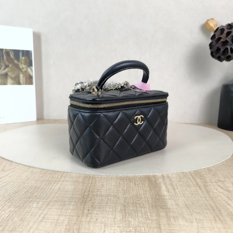 Chanel Top Handle Bag Edition Black Lambskin One Size16 × 8 × 9.5 cm — cover view 3 of 5