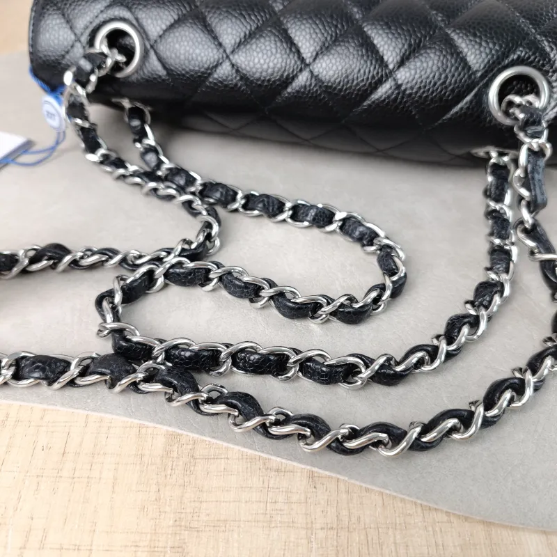 Chanel Crossbody Bag Classic Flap CF Black Grained Calfskin Small 23 × 6 × 14.5 cm — detail view 7 of 14
