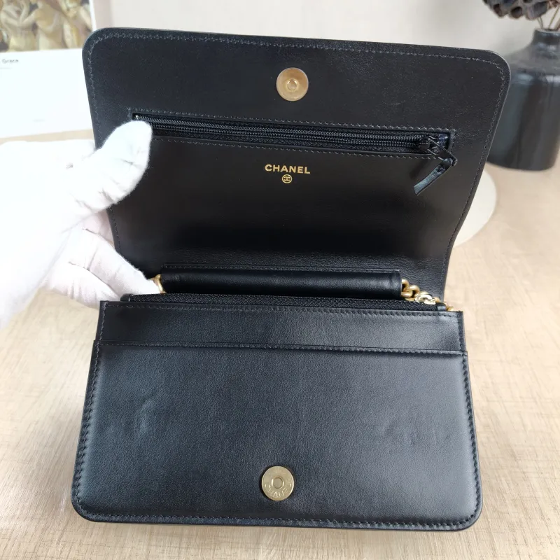 Chanel Crossbody Bag Le Boy​ WOC Black Grained Calfskinmini19.2 × 3.5 × 12.3 cm — detail view 1 of 14