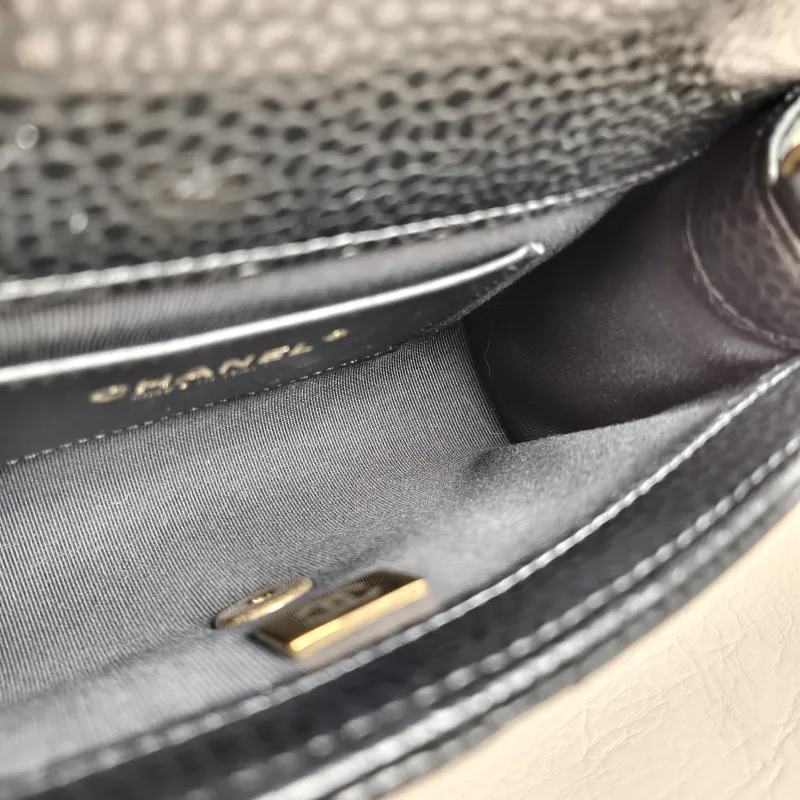Chanel Crossbody Bag26c Crossbody Bag Black Grained Calfskinmini19 × 7 × 13 cm — detail view 12 of 13