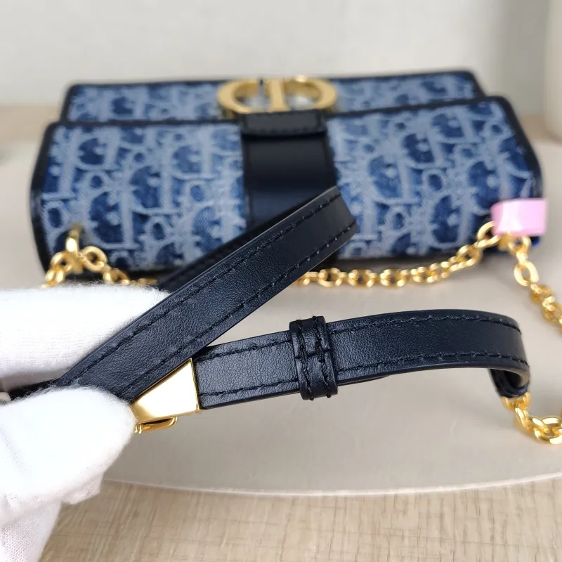 DIOR Crossbody Bag 30 Montaigne East-West 30 Blue Small 21 × 6 × 12 cm — detail view 4 of 15