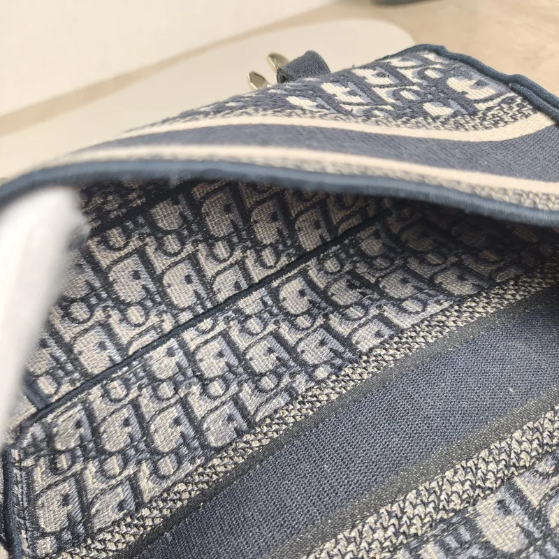 DIOR Crossbody Bag camp Messenger Bag Blue Canvas Small 23 × 8 × 15 cm — detail view 9 of 11