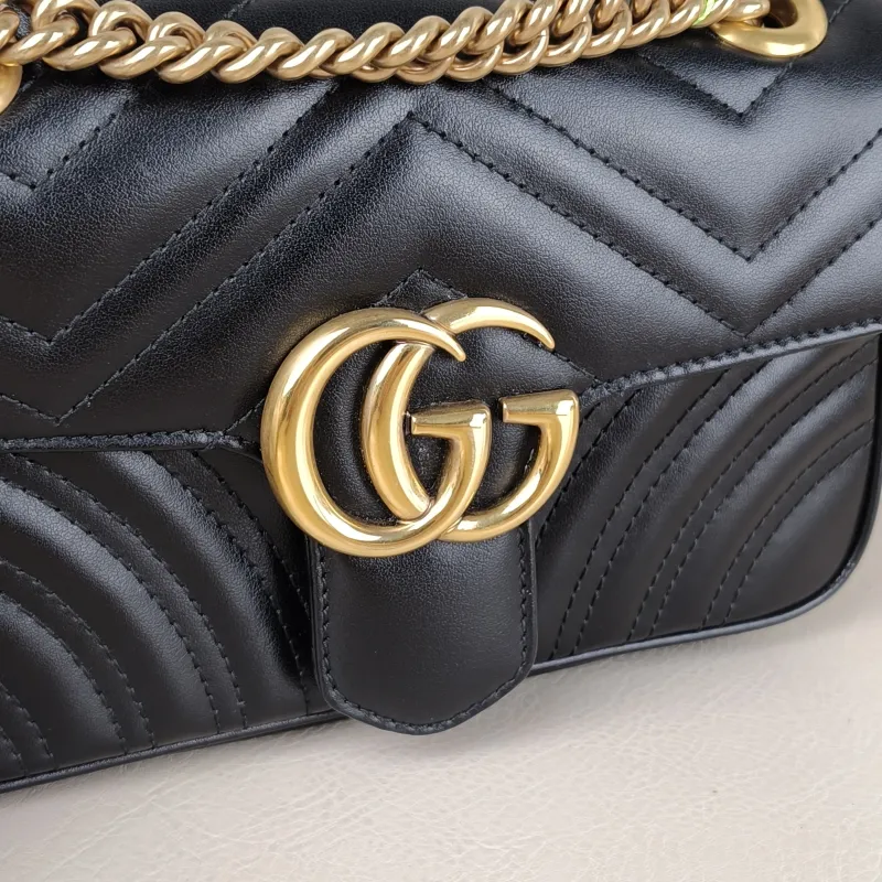 GUCCI Crossbody Bag GG Marmont Small Marmont 22Black CC alfskin Small22 × 6 × 13 cm — detail view 2 of 14