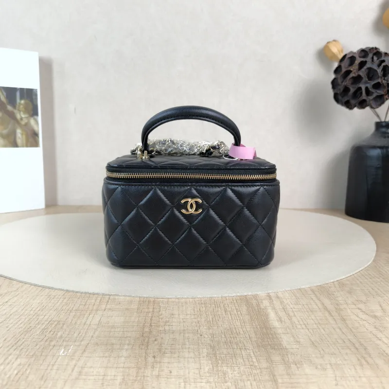 Chanel Top Handle Bag Edition Black Lambskin One Size16 × 8 × 9.5 cm