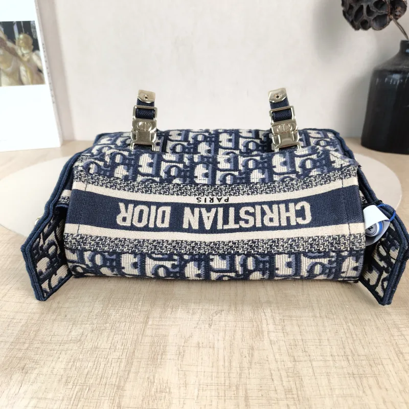 DIOR Crossbody Bag camp Messenger Bag Blue Canvas Small 23 × 8 × 15 cm — detail view 7 of 11
