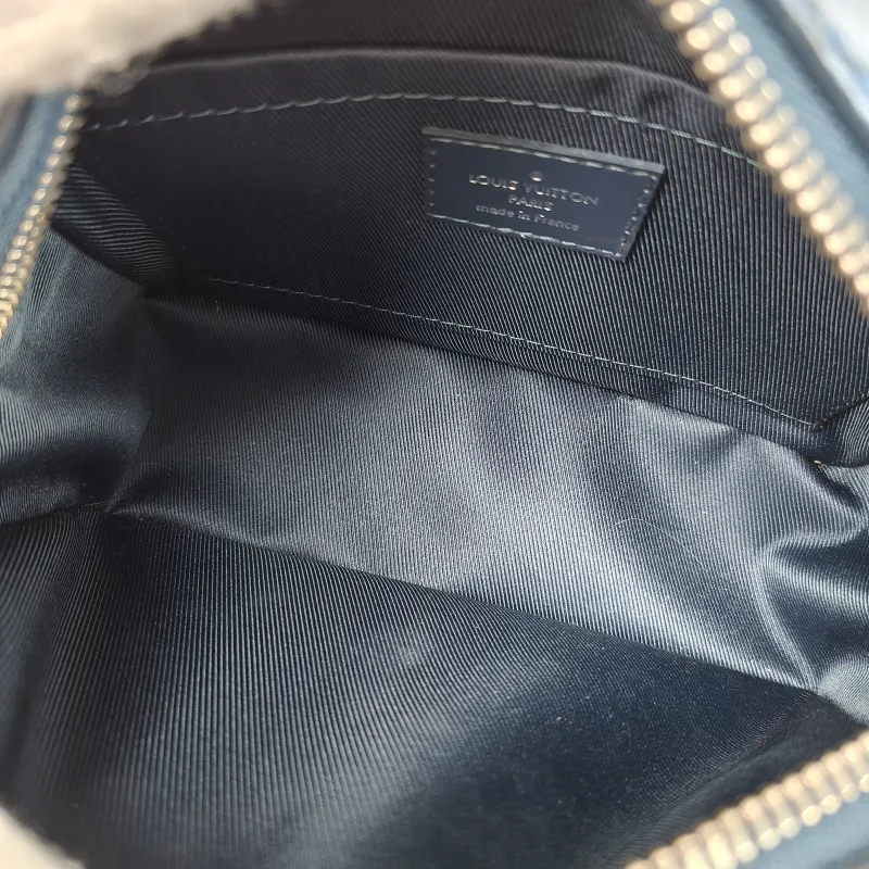 Louis Vuitton Crossbody Bag SOFT TRUNK Box Blue PV Cmini18.5 × 8 × 13 cm — detail view 10 of 17