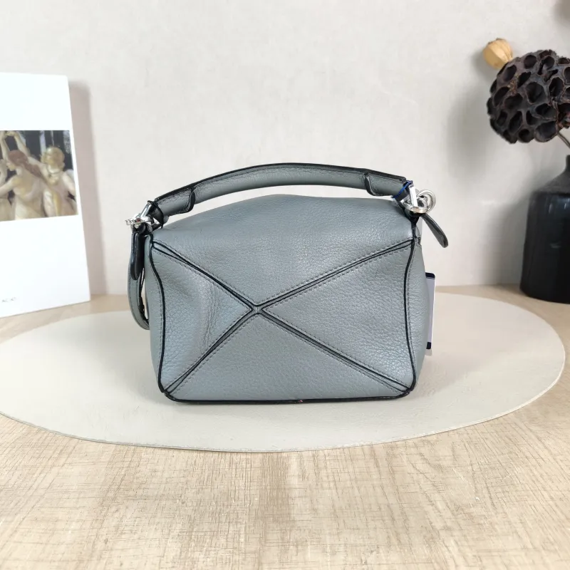 LOEWE Crossbody Bag Puzzle Grey Calfskin Mini 18 × 8 × 12.5 cm — cover view 3 of 5