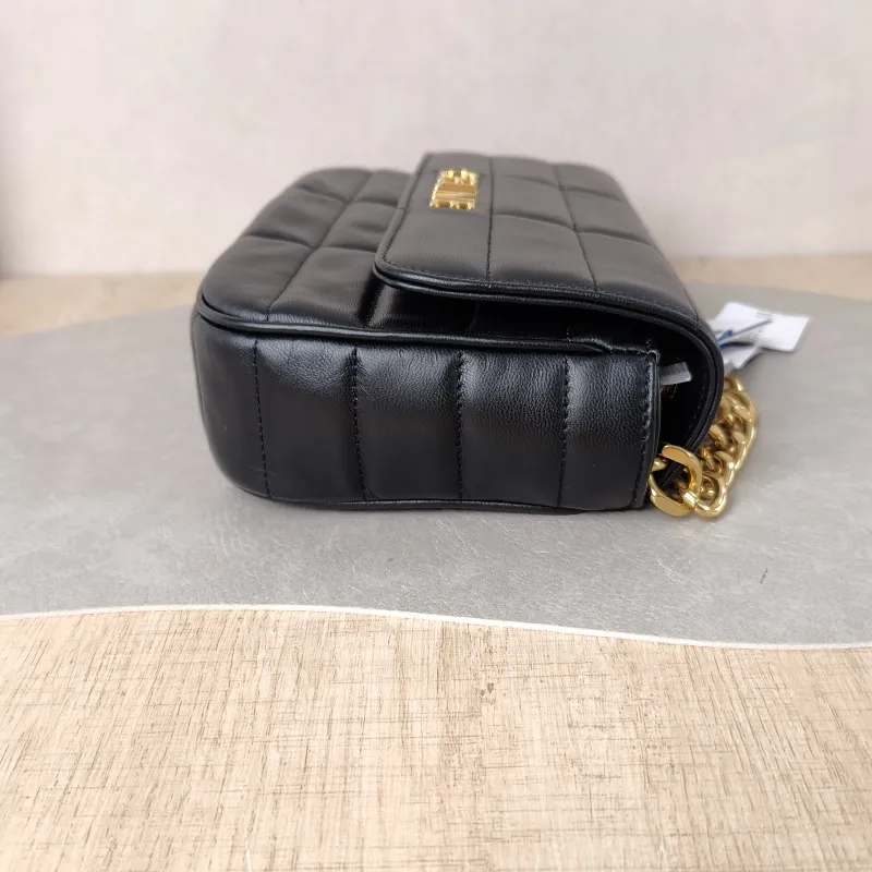 CELINE Shoulder Bag Matelasse Monochrome Shoulder Bag Black Lambskin 24 × 5 × 15 cm — detail view 10 of 12