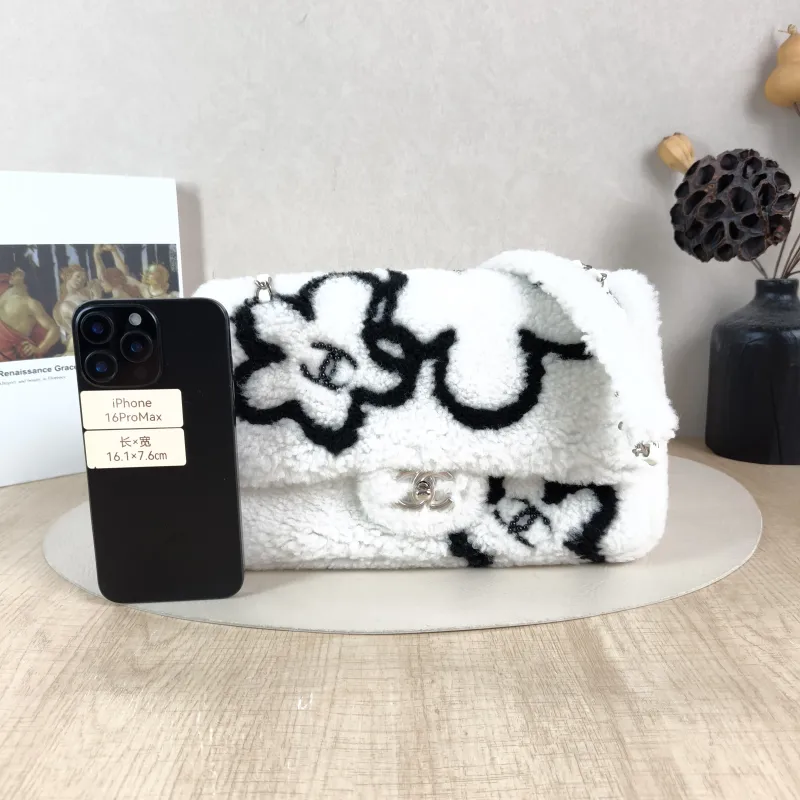 Chanel Shoulder Bag Editioncf Wool One Size 27 × 7 × 16.5 cm — cover view 5 of 6