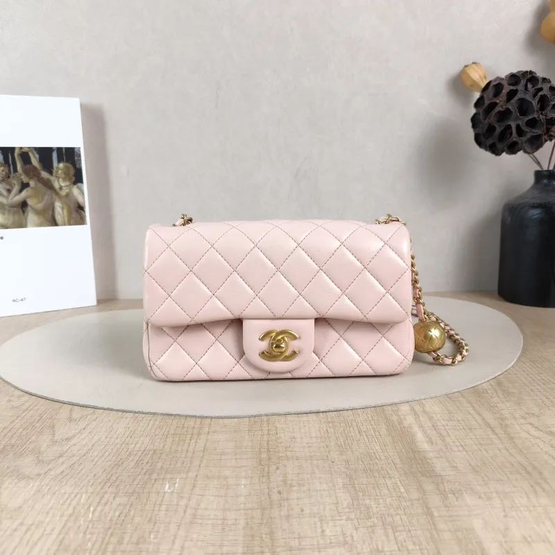 Chanel Crossbody Bag mini Pink Lambskin One Size 20 × 6 × 12 cm