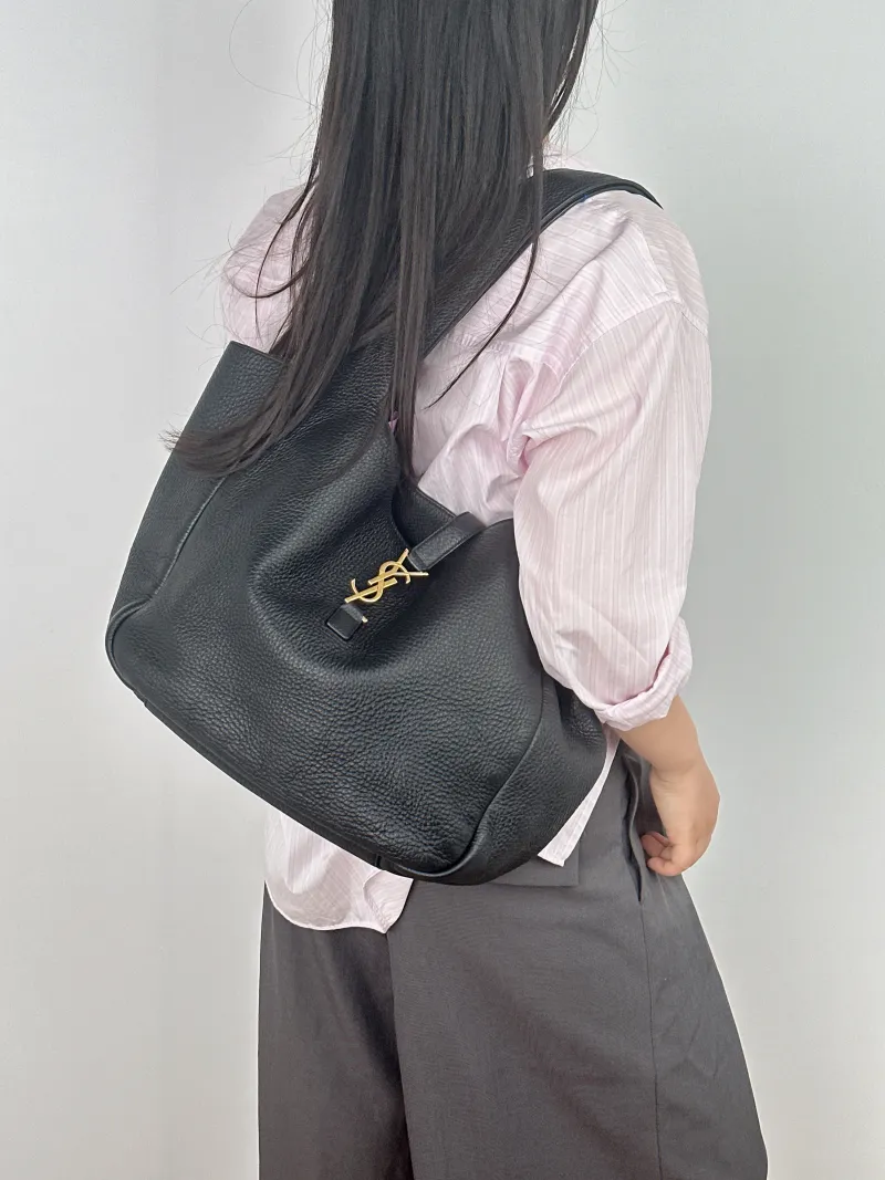 SAINT LAURENT Shoulder Bag LE 5 À 7 BEA Black One Size 50 × 18 × 28 cm — on-model view 2 of 2