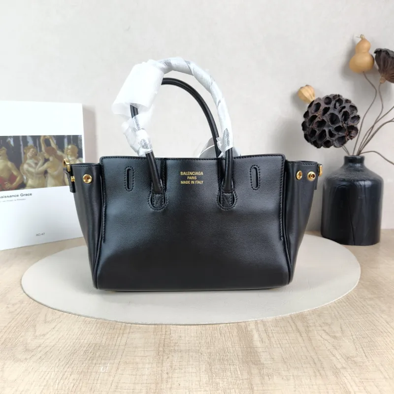 BALENCIAGA Crossbody Bag Bel air Black with Gold-Tone Hardware Calfskin Mini 23.5 × 8 × 17 cm — cover view 4 of 6