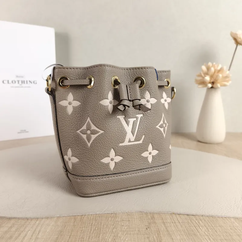 Louis Vuitton Crossbody Bag NANO NOÉ Bucket Bag Nano · White Empreinte Embossed Calfskin nano 13 × 10 × 16 cm — cover view 2 of 5