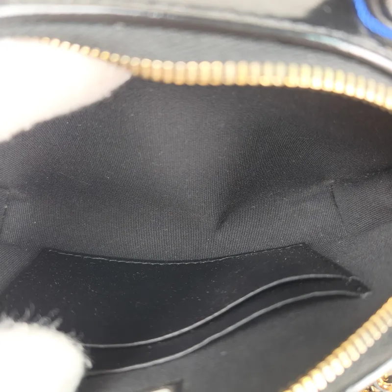 Chanel Crossbody Bag Crossbody Bag Black Waxed Leather One Size 17 × 7 × 10.5 cm — detail view 4 of 11