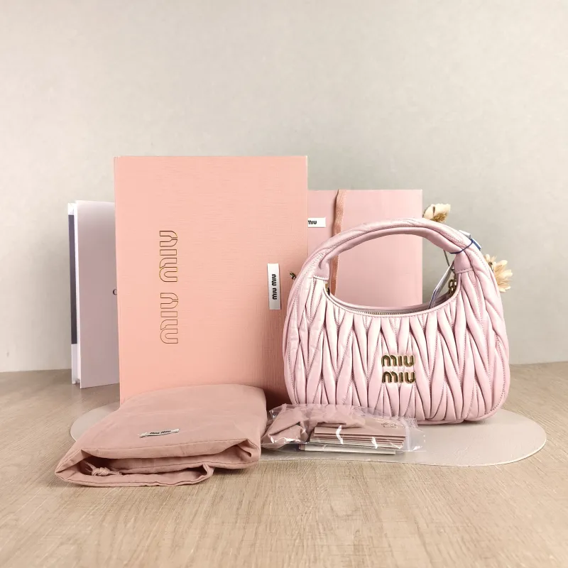 Miumiu Shoulder Bag Wander Matelassé Hobo Pink Lambskin Small 20 × 6 × 17 cm — cover view 3 of 6