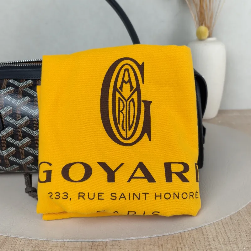 GOYARD Shoulder Bag bonbonniere Collection Black PVC One Size 30 × 10.5 × 12 cm — detail view 1 of 10