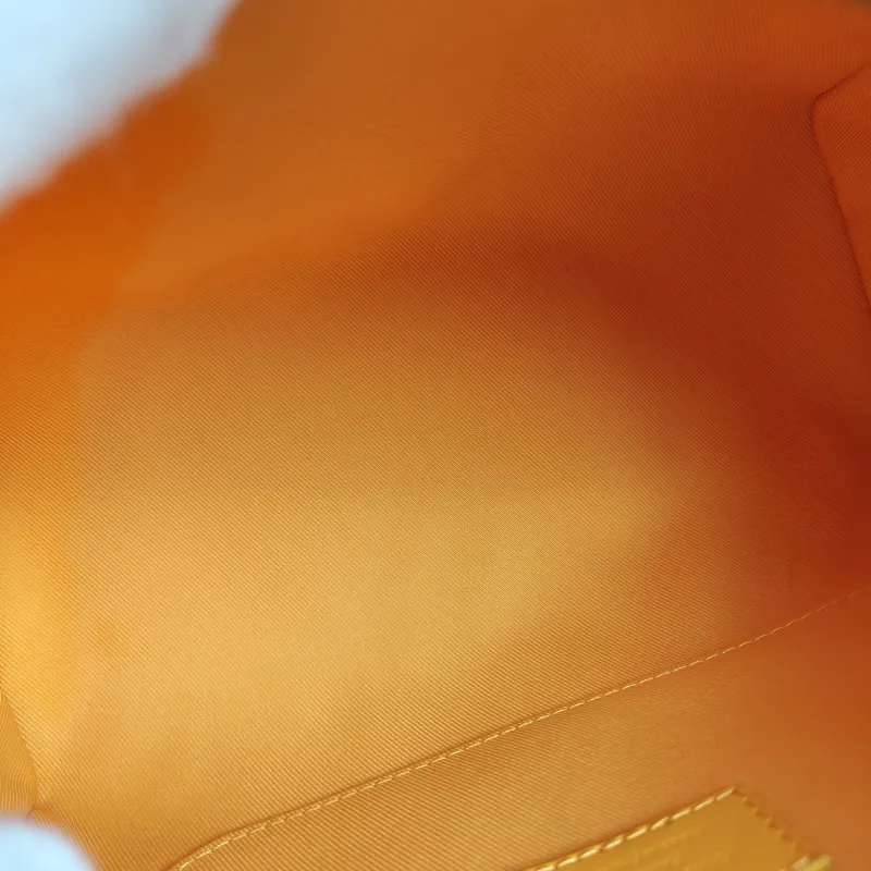 Louis Vuitton Crossbody Bag Keepall 25 Collection Yellow PVC Medium 25 × 11 × 15 cm — detail view 5 of 12