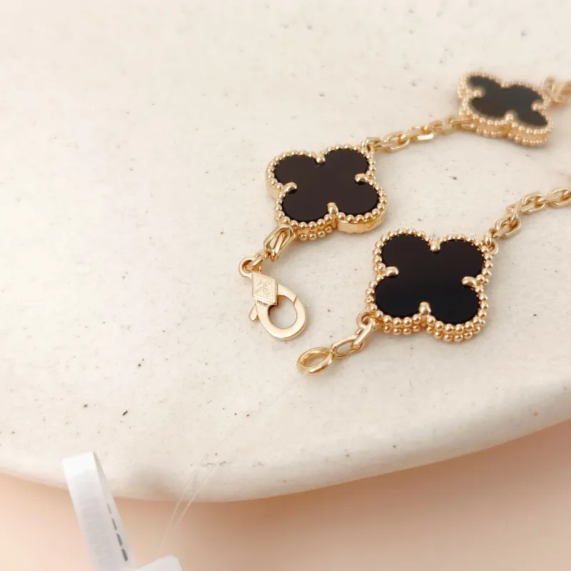 Van Cleef & Arpels Bracelet Alhambra Alhambra Collection Five-Motif Bracelet 18KY ellow Gold Vintage Small 19cm — cover view 4 of 10