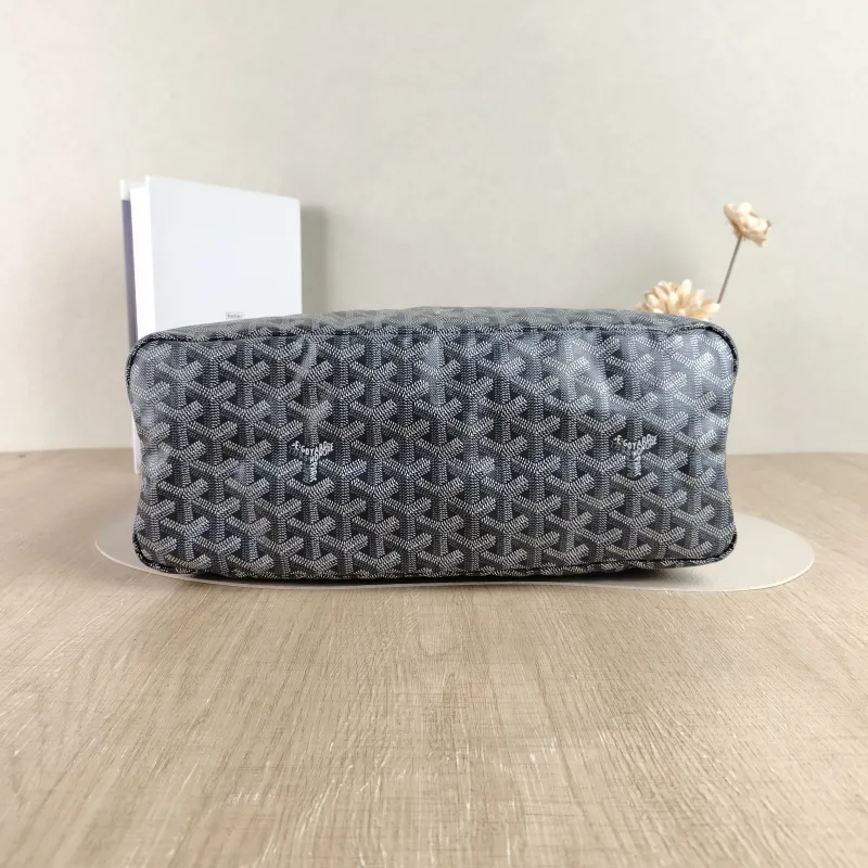 GOYARD Shoulder Bag Boheme Hobo​ Grey ine Canvas Small 43 × 14 × 27 cm — cover view 4 of 4